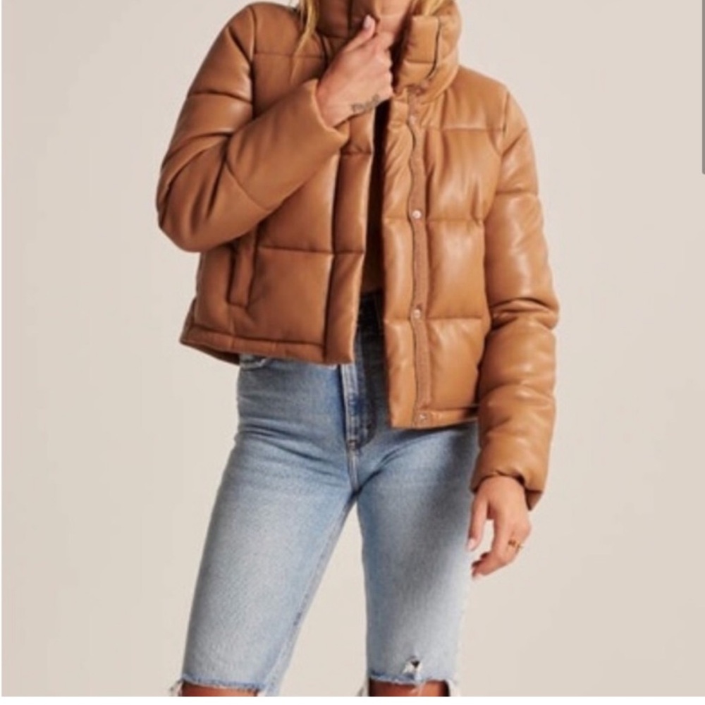 Abercrombie & Fitch The A&F Mini Puffer Vegan Leather Tan Jacket - Picture 2 of 6